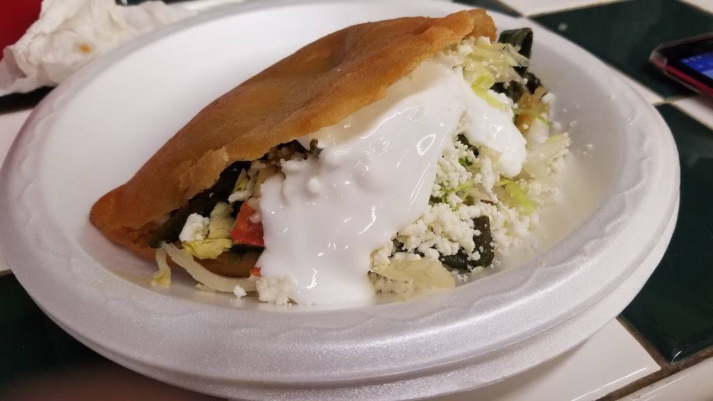 El Sombrero | restaurant | 5220 S Pulaski Rd, Chicago, IL 60632, USA | 7735820821 OR +1 773-582-0821