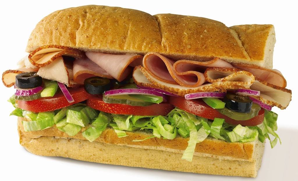 Subway | meal takeaway | 4907 Bathurst St, Toronto, ON M2R 1X8, Canada | 4165129574 OR +1 416-512-9574