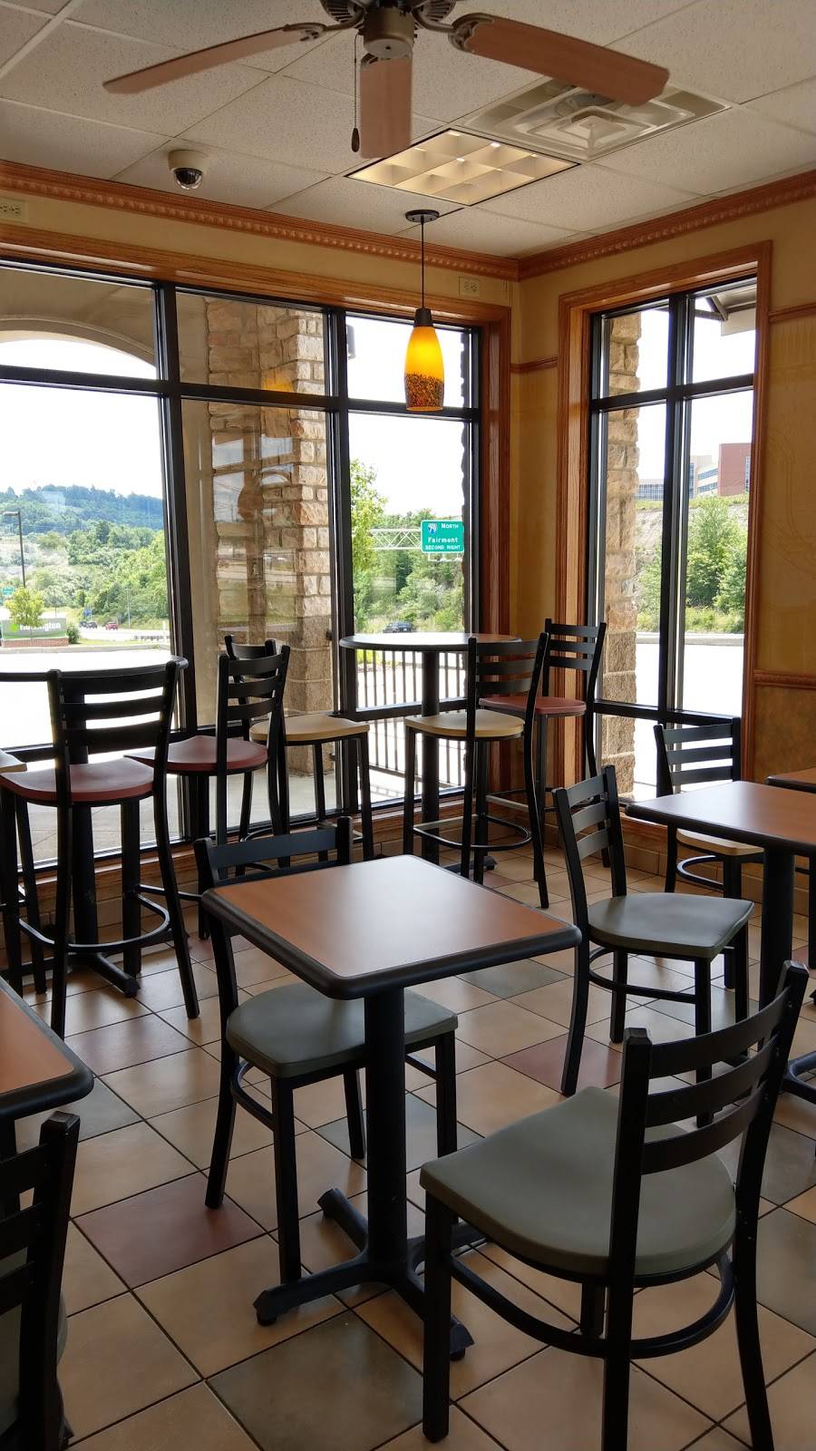 Subway Restaurants | restaurant | 30 Scarlet Oak Ln, Bridgeport, WV 26330, USA | 3049333054 OR +1 304-933-3054