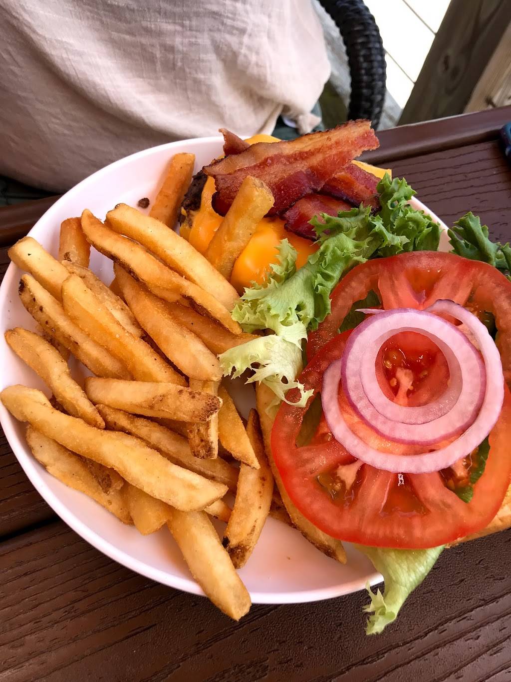 Funky Pelican | restaurant | 215 Florida A1A, Flagler Beach, FL 32136, USA | 3864390011 OR +1 386-439-0011