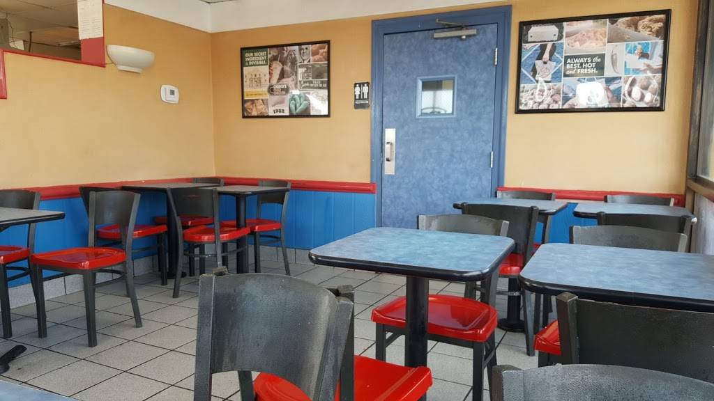 Churchs Chicken | restaurant | 3221 Mansfield Hwy, Fort Worth, TX 76119, USA | 8175312373 OR +1 817-531-2373