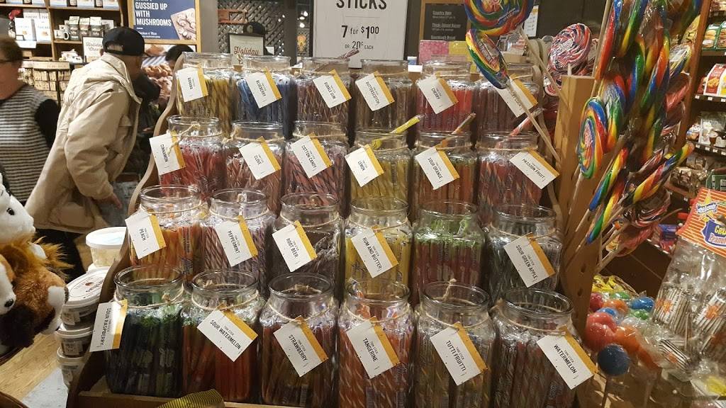 Cracker Barrel Old Country Store | restaurant | 1717 NC-67, Jonesville, NC 28642, USA | 3368356011 OR +1 336-835-6011