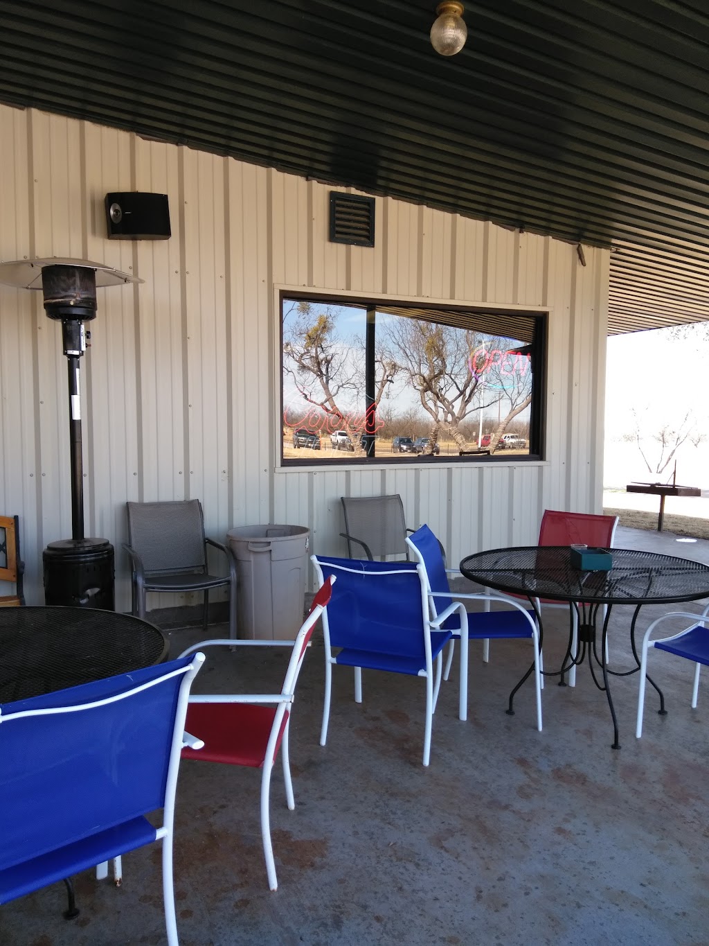 Tin Cup County Club | restaurant | 1108 FM 126, Merkel, TX 79536, USA | 3259283193 OR +1 325-928-3193