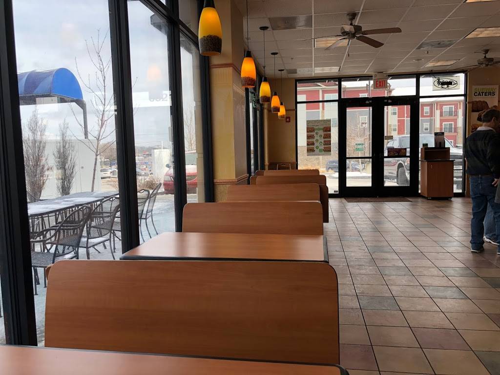 Subway | meal takeaway | 6021 Metcalf Ave, Mission, KS 66202, USA | 9136776600 OR +1 913-677-6600