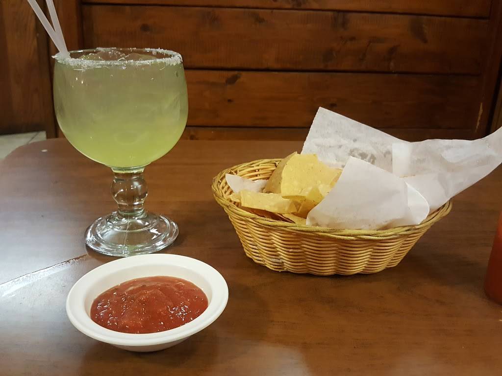 Tequila Mexican Restaurant | restaurant | 700 Chester Center, Chester, IL 62233, USA | 6188261343 OR +1 618-826-1343