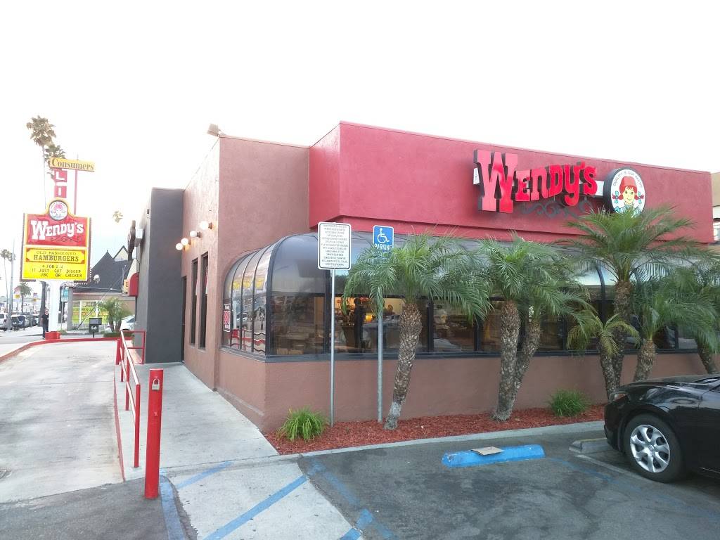 Wendys | restaurant | 7135 Sunset Blvd, Los Angeles, CA 90046, USA | 3238761925 OR +1 323-876-1925