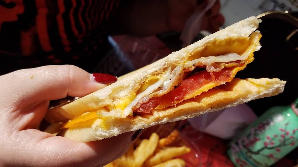 Dannys All American Diner | meal takeaway | 4406 N Falkenburg Rd, Tampa, FL 33610, USA | 8137400606 OR +1 813-740-0606