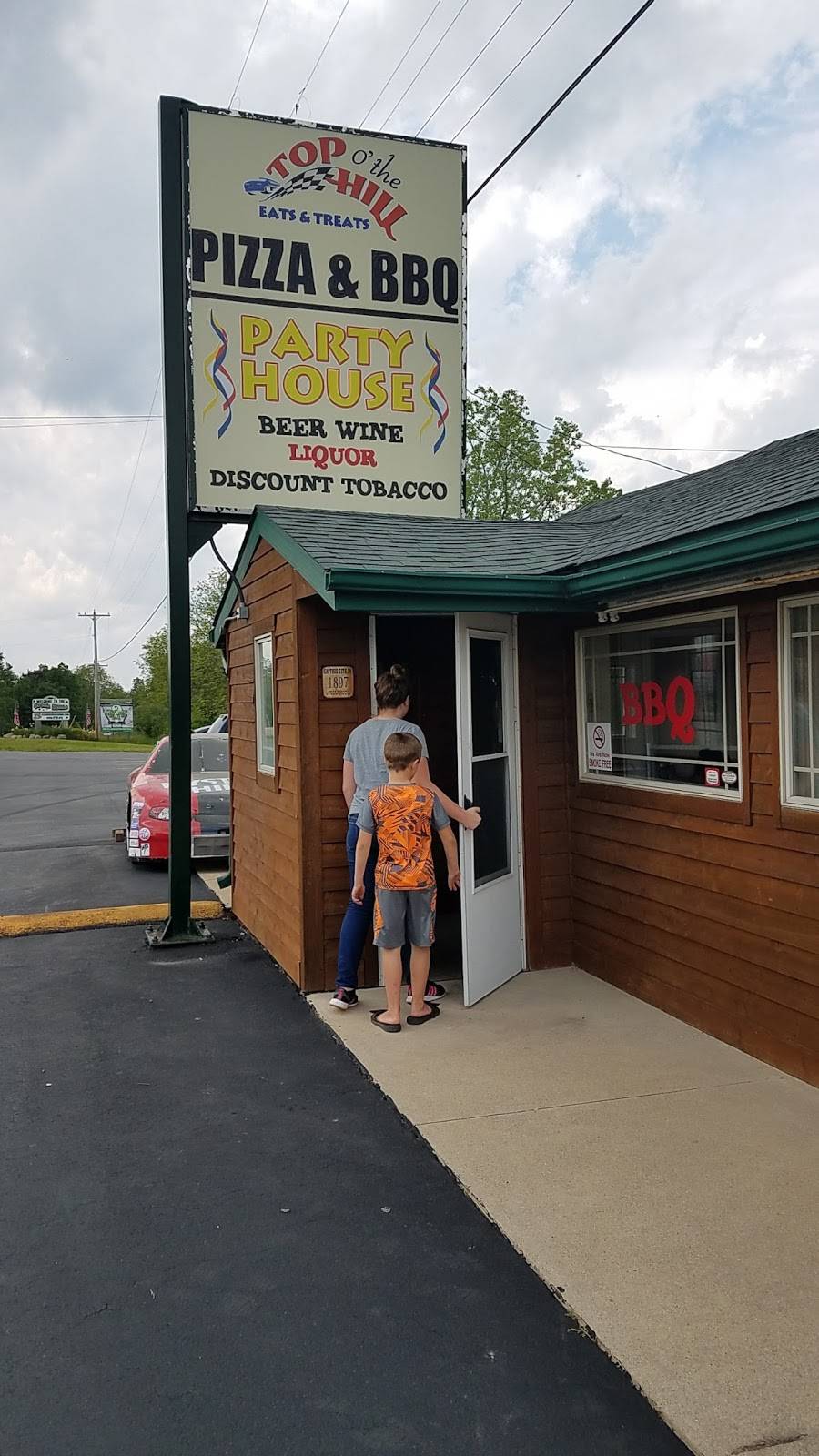 Top O-The Hill Restaurant | restaurant | 5140 Michigan Ave, Tipton, MI 49287, USA | 5174567220 OR +1 517-456-7220