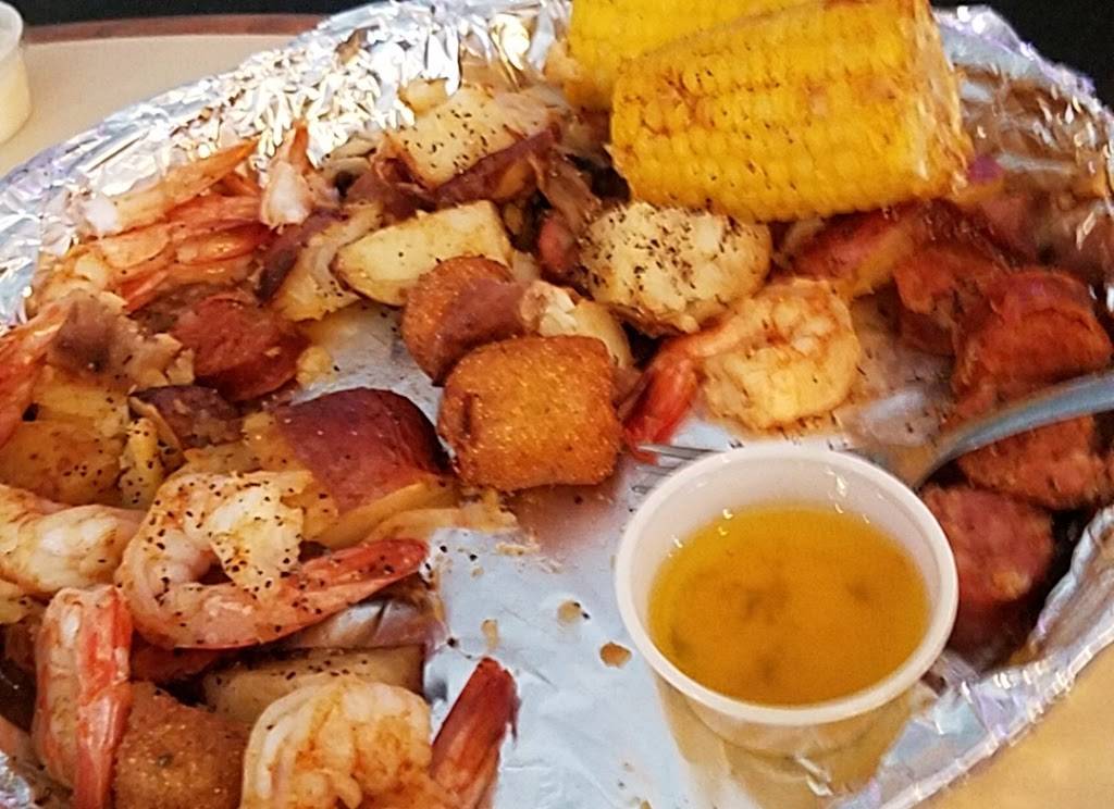 The Frog Tavern | restaurant | 1116 S Harkless Dr, Syracuse, IN 46567, USA | 5744574324 OR +1 574-457-4324