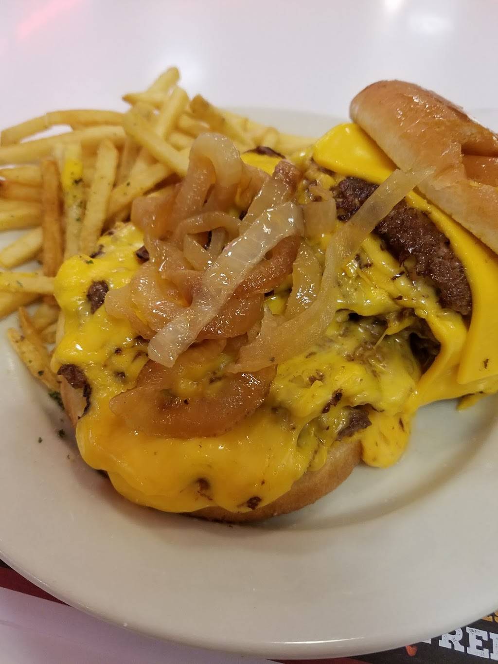 Steak n Shake | restaurant | 200 Meijer Dr, Lafayette, IN 47905, USA | 7654473375 OR +1 765-447-3375