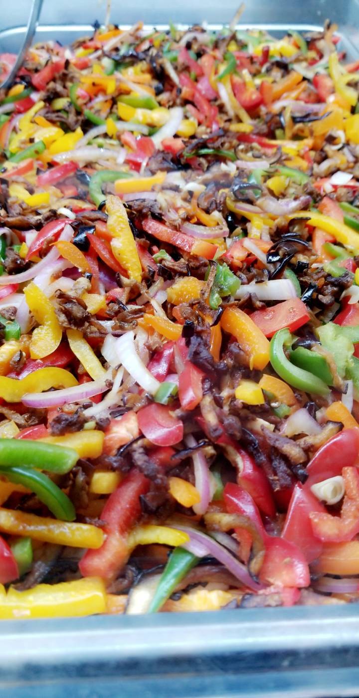 Al Bataween imported food and bakery | bakery | 37821 Mound Rd, Sterling Heights, MI 48310, USA | 5862752256 OR +1 586-275-2256