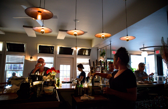 Bywater | restaurant | 3129, 54 State St, Warren, RI 02885, USA | 4016940727 OR +1 401-694-0727