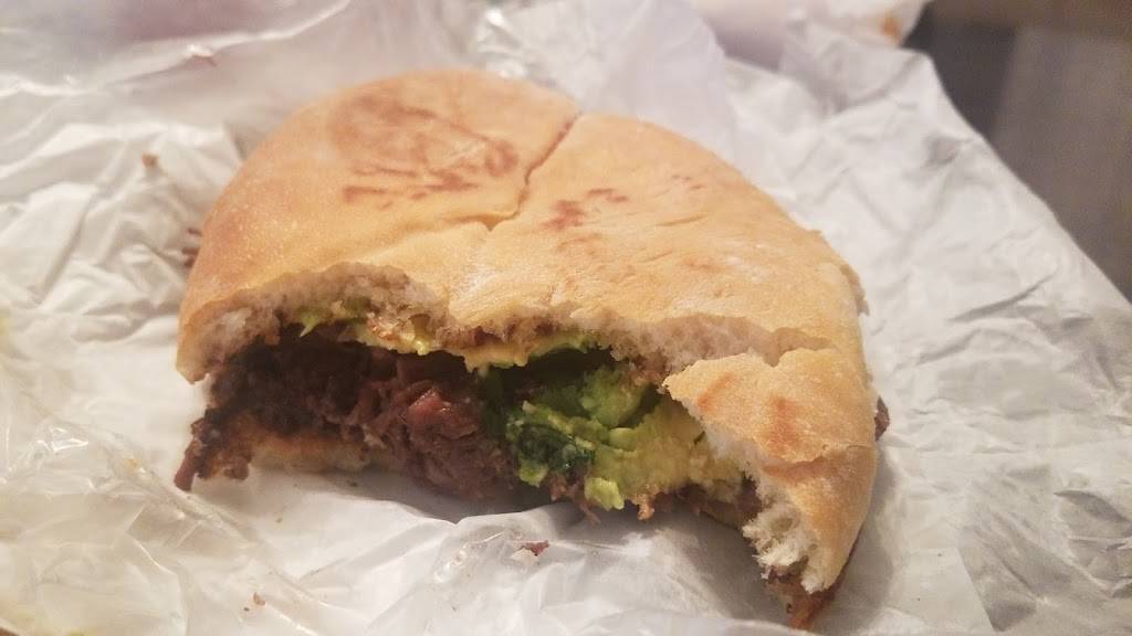 PIRCOS MEXICAN FOOD | restaurant | 10740 Pebble Hills Blvd, El Paso, TX 79935, USA | 9155944021 OR +1 915-594-4021