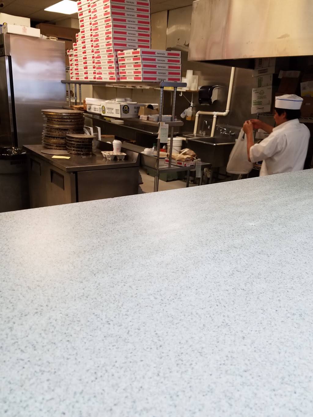 Two Brothers Pizza House | restaurant | 895 Noble Ave, Bridgeport, CT 06608, USA | 2033621788 OR +1 203-362-1788