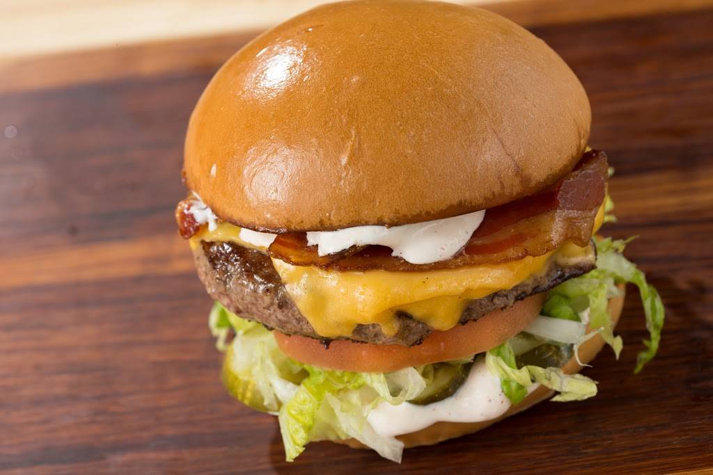 Grub Burger Bar | restaurant | 980 University Dr E #400, College Station, TX 77840, USA | 9792681041 OR +1 979-268-1041