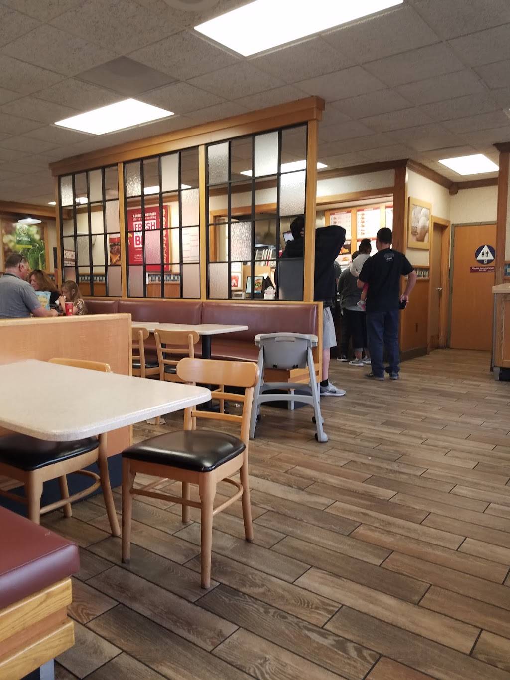 Wendys | restaurant | 12201 San Pablo Ave, Richmond, CA 94805, USA | 5102367649 OR +1 510-236-7649