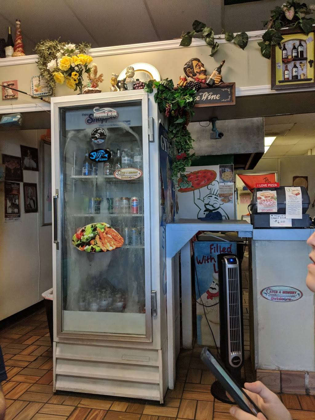 Basil Pizza and Pasta | restaurant | 727 N Courtenay Pkwy, Merritt Island, FL 32953, USA | 3213384333 OR +1 321-338-4333