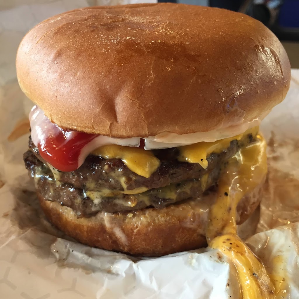 Fatsos Last Stand | meal takeaway | 1982 N Clybourn Ave, Chicago, IL 60614, USA | 7736616061 OR +1 773-661-6061