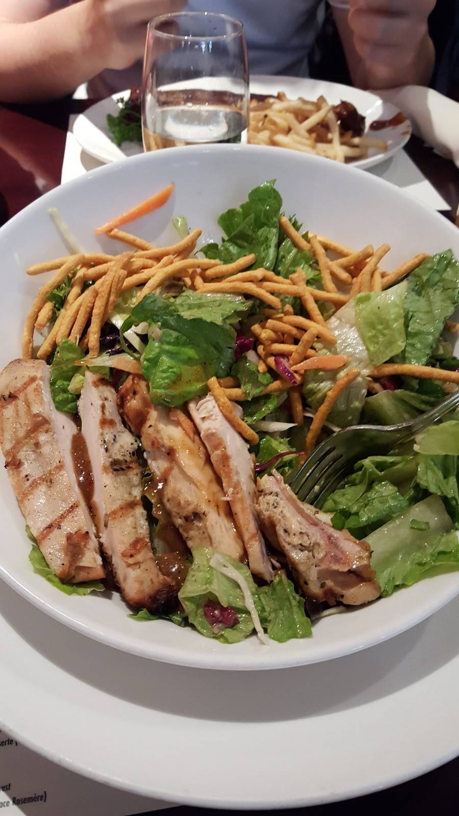 Madisons Restaurant & Bar | restaurant | 7265 Boulevard des Galeries dAnjou, Anjou, QC H1M 3A5, Canada | 5143511221 OR +1 514-351-1221