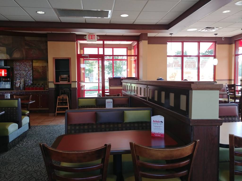 Arbys | restaurant | 12933 Shelbyville Rd, Louisville, KY 40243, USA | 5022540160 OR +1 502-254-0160