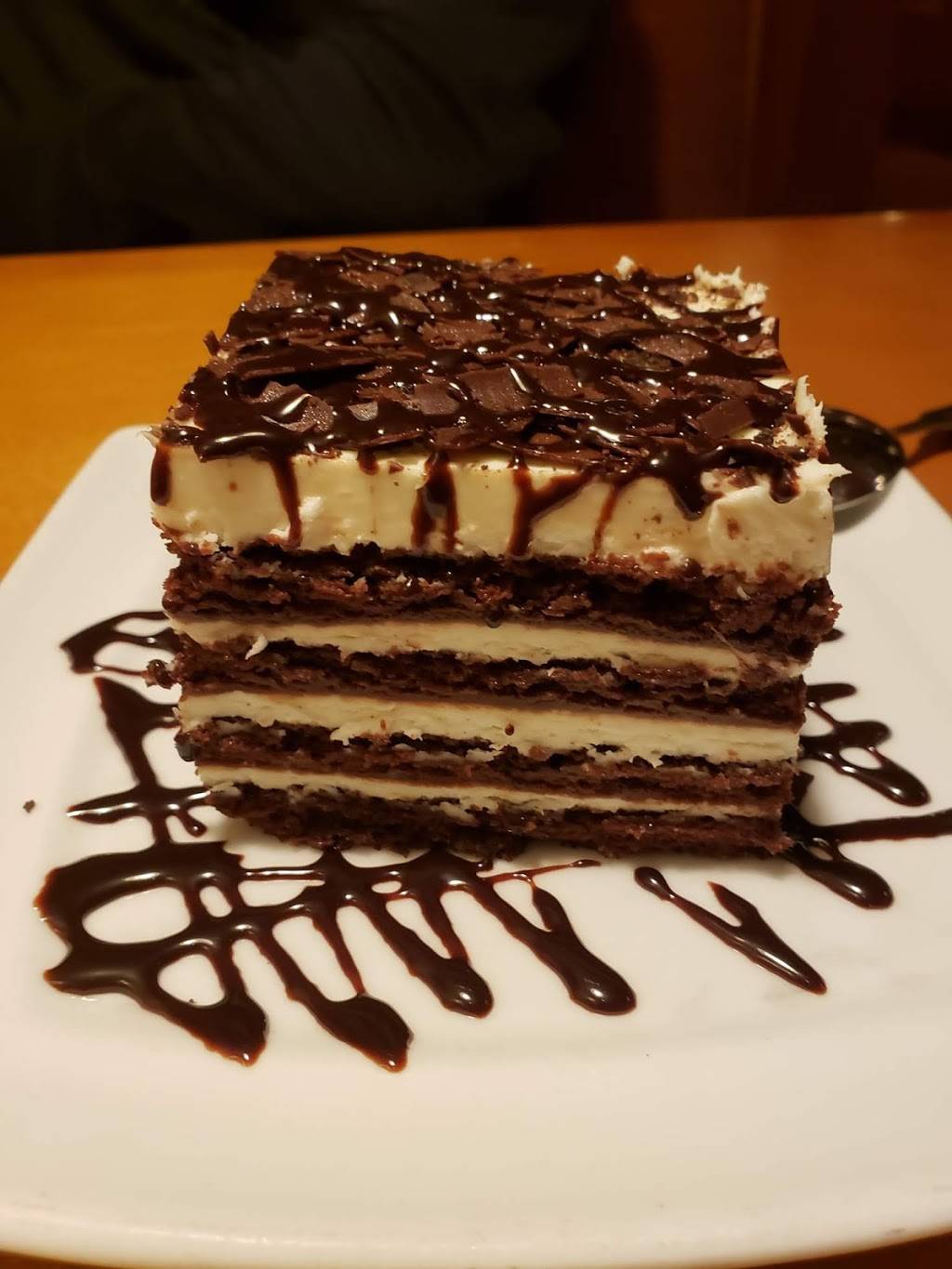 Olive Garden Italian Restaurant | meal takeaway | 300 FL-436, Altamonte Springs, FL 32714, USA | 4077720409 OR +1 407-772-0409