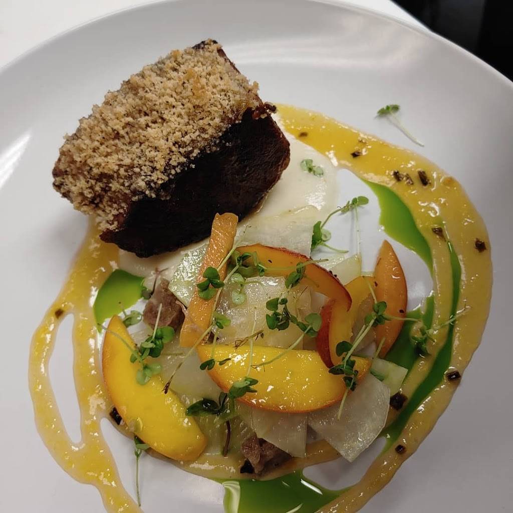 Tompkins by The Rack House | restaurant | 500 S Main St, St Charles, MO 63301, USA | 6364936332 OR +1 636-493-6332