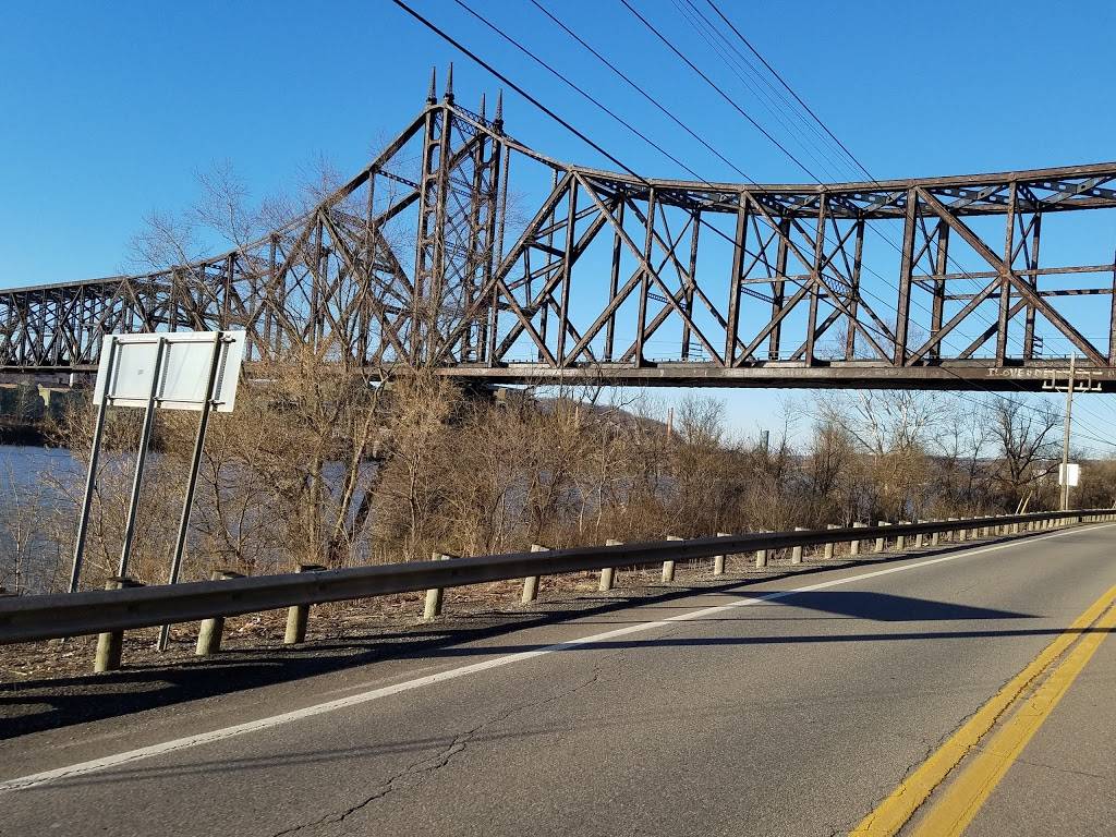 Hard Times | meal takeaway | 69 27th St, Wellsburg, WV 26070, USA | 3047371998 OR +1 304-737-1998
