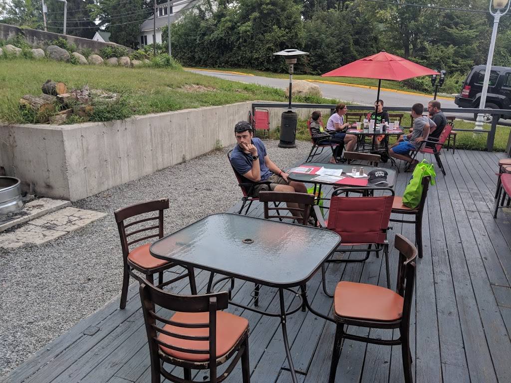 Back Street BBQ | restaurant | 75 Dieskau St, Lake George, NY 12845, USA | 5186853183 OR +1 518-685-3183