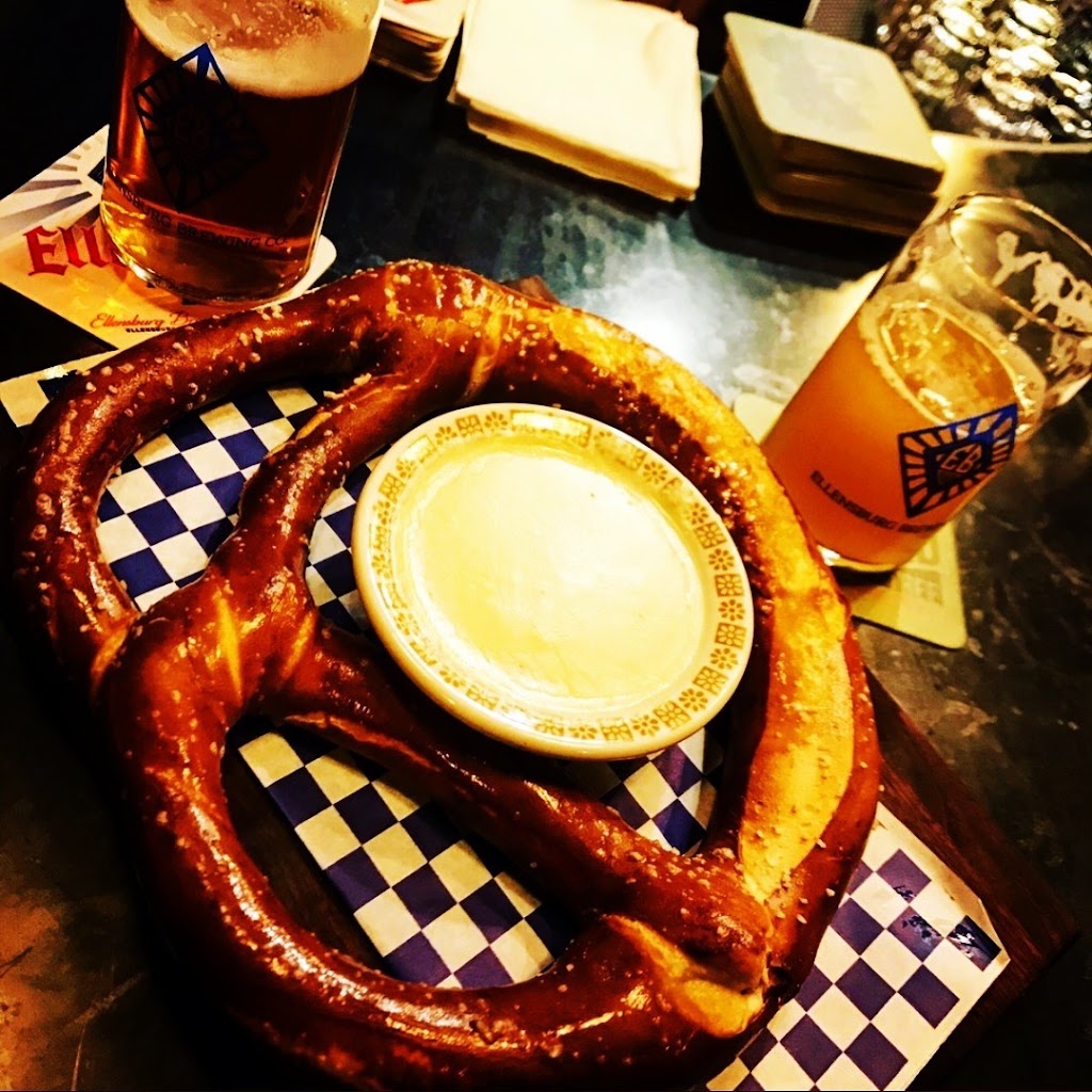 Ellensburg Brewery & Tilted Tree Cidery | restaurant | 206 N Main St, Ellensburg, WA 98926, USA | 5099685526 OR +1 509-968-5526