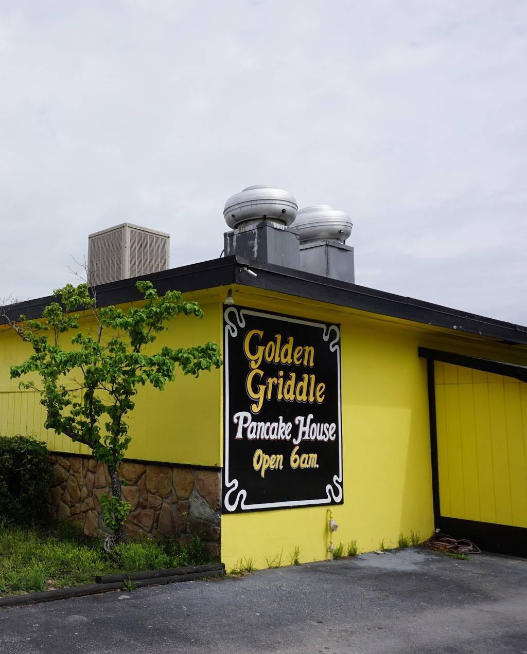 Golden Griddle Pancake House | bakery | 508 Main St, North Myrtle Beach, SC 29582, USA | 8432492227 OR +1 843-249-2227