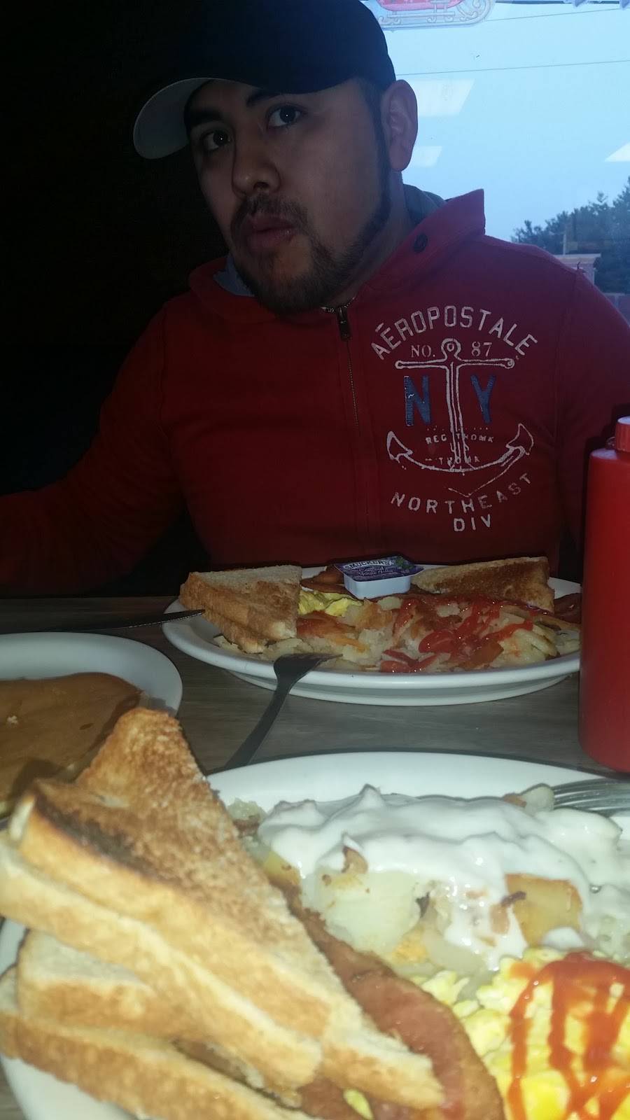 Dari Point | restaurant | 150 US-6, Ligonier, IN 46767, USA | 2608943712 OR +1 260-894-3712