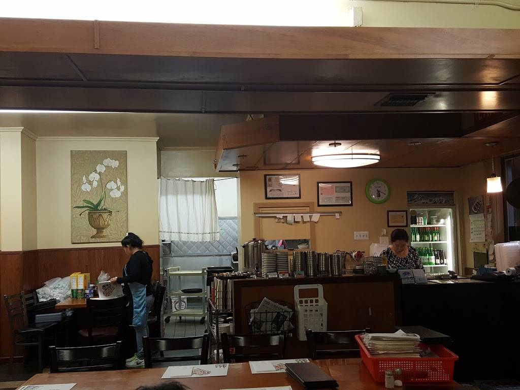 Dong Nae Gil Korean Restaurant | restaurant | 15116 S Western Ave, Gardena, CA 90249, USA | 3103277155 OR +1 310-327-7155