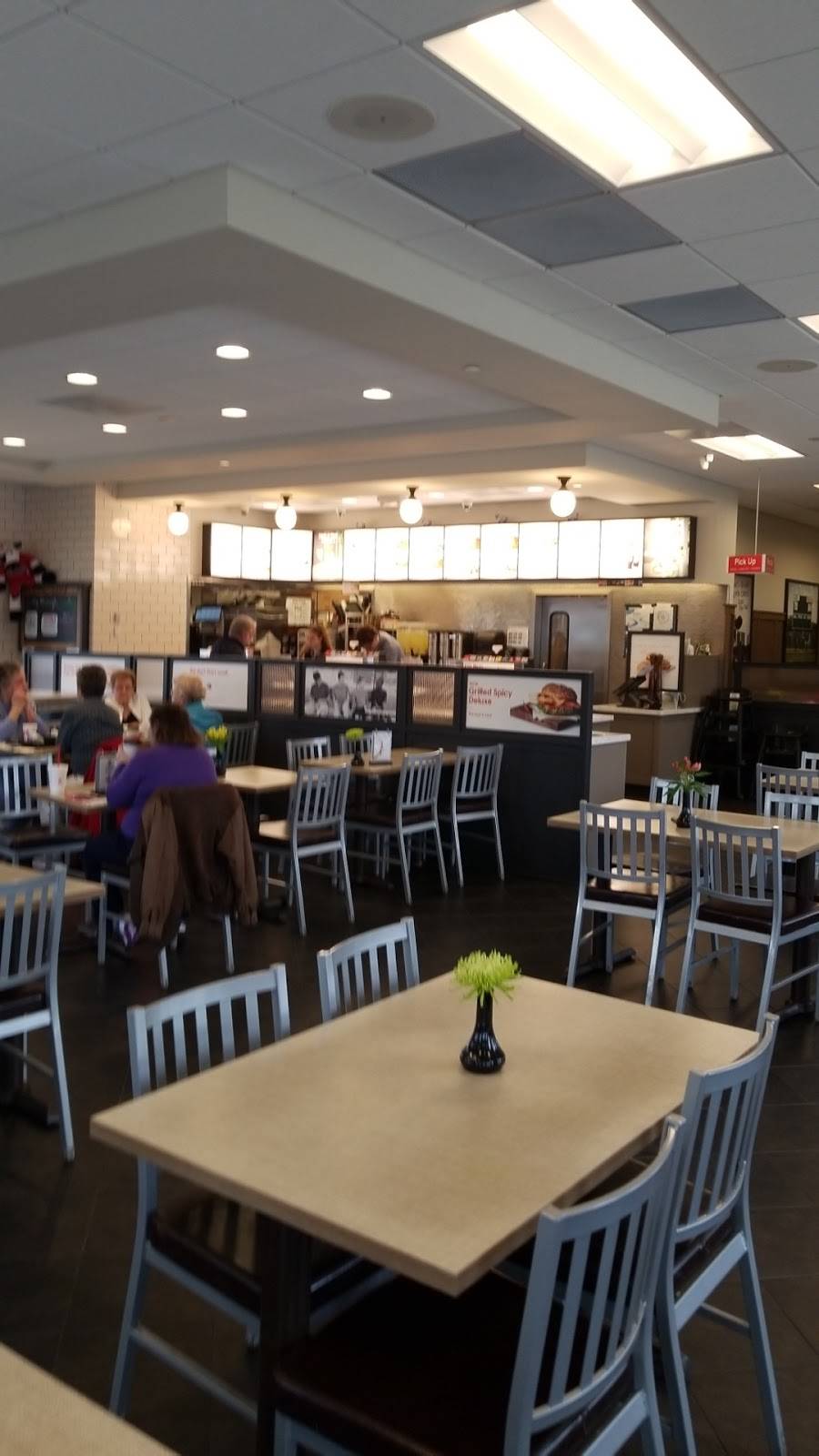 Chick-fil-A | restaurant | 4125 Lemay Ferry Rd, St. Louis, MO 63129, USA | 3148453499 OR +1 314-845-3499