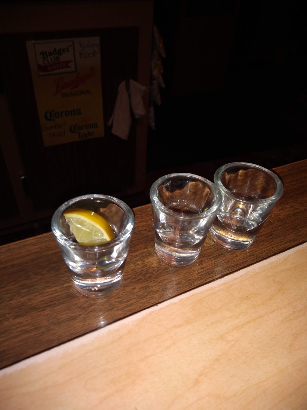 Happy Tap | meal takeaway | 6801 Beloit Rd, West Allis, WI 53219, USA | 4145413550 OR +1 414-541-3550