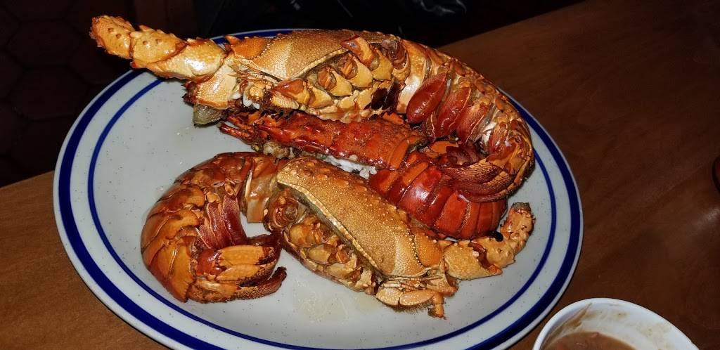 La Casa De La Langosta | restaurant | Rentería 3, Centro, 22716 Puerto Nuevo, B.C., Mexico | 016616141072 OR +52 661 614 1072