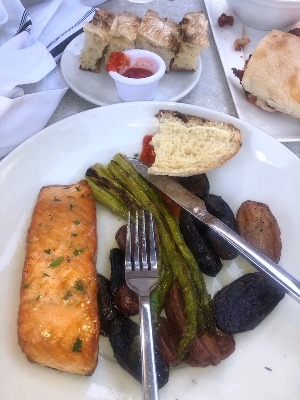 K&P Lounge | restaurant | 276 Watch Hill Rd, Cortlandt, NY 10567, USA | 9142937775 OR +1 914-293-7775