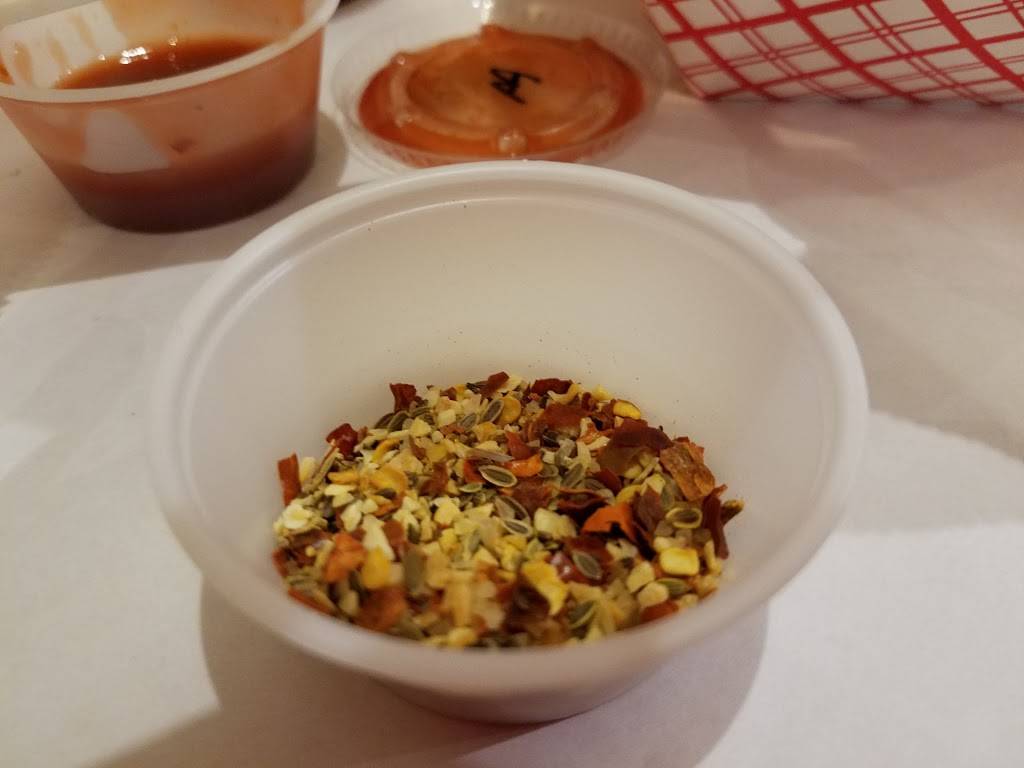 The Crazy Crab Chicago | restaurant | 9204 S Western Ave, Evergreen Park, IL 60805, USA | 7084228000 OR +1 708-422-8000