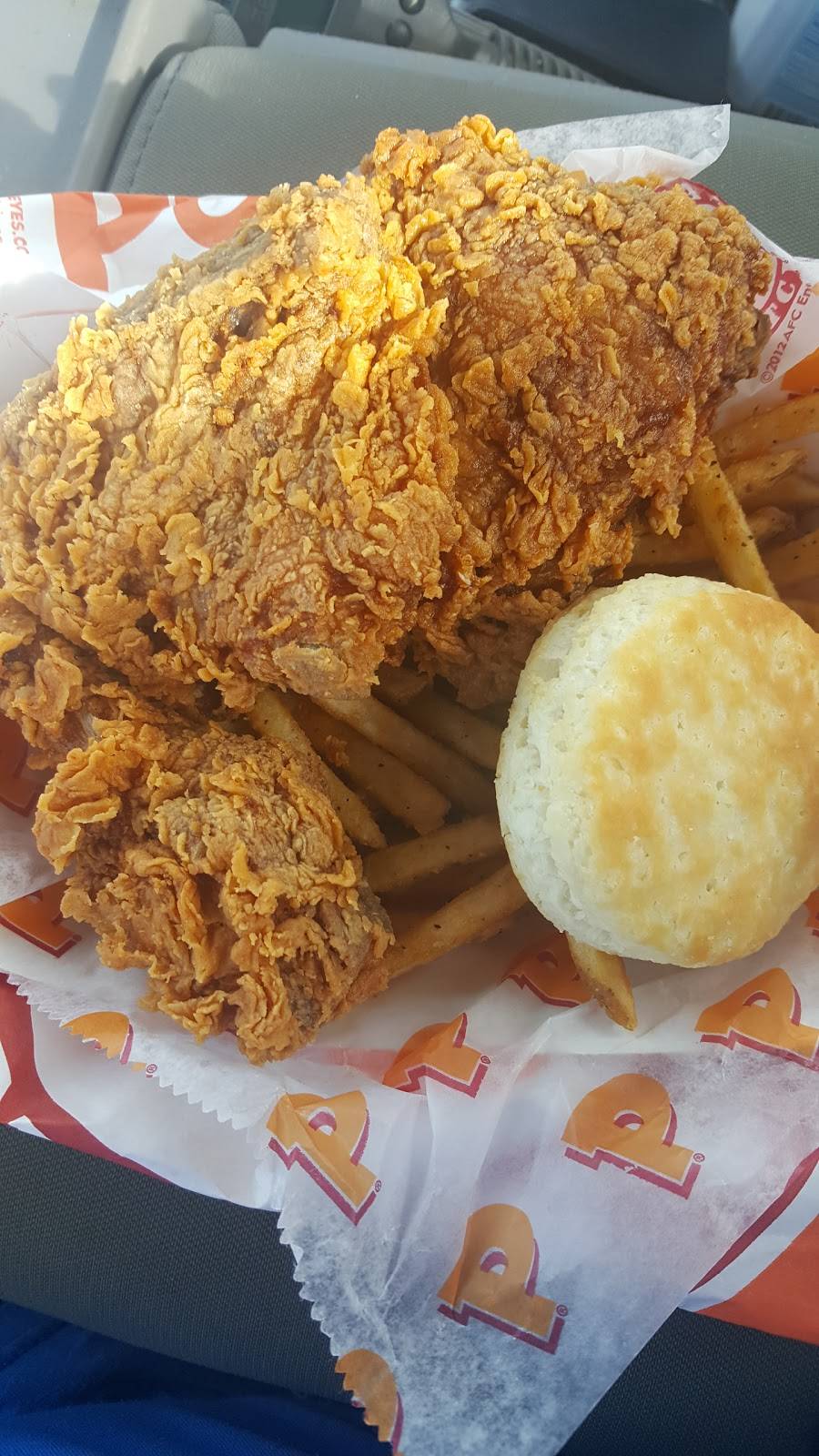 Popeyes Louisiana Kitchen | restaurant | 7009 Ritchie Hwy, Glen Burnie, MD 21061, USA | 4105909422 OR +1 410-590-9422