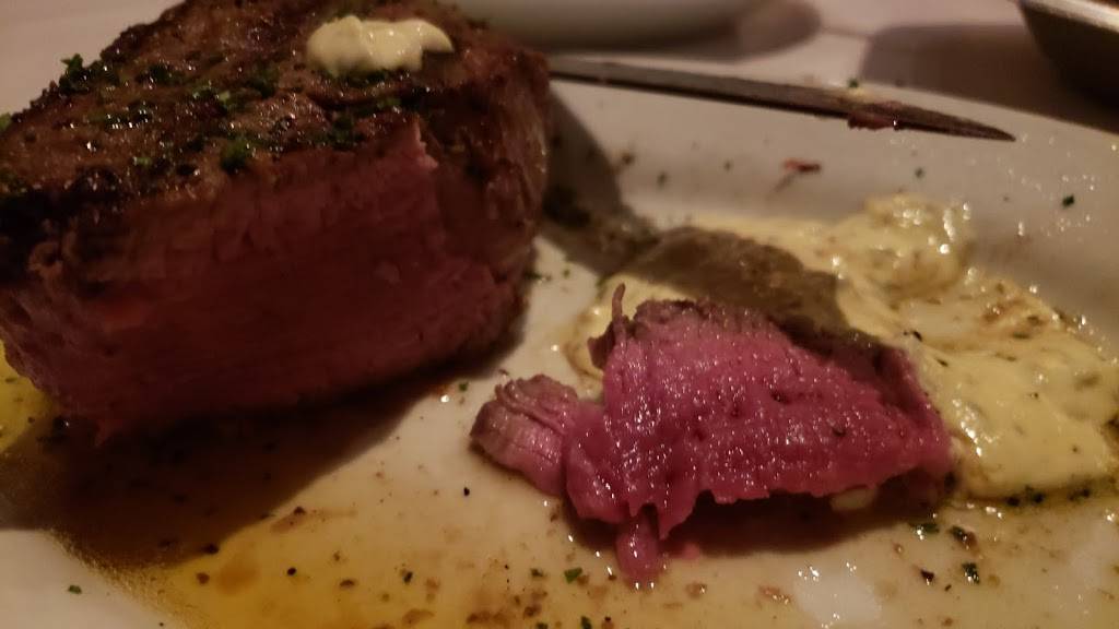 Ruths Chris Steak House | restaurant | 2137 Deming Way, Middleton, WI 53562, USA | 6088287884 OR +1 608-828-7884