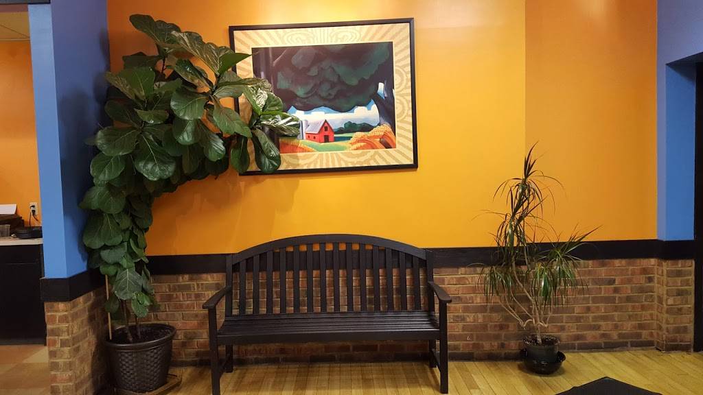 Reys Cafe | cafe | 6800 W Brown Deer Rd, Milwaukee, WI 53223, USA | 4143556161 OR +1 414-355-6161