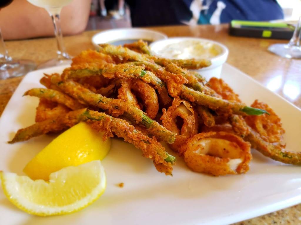 Wine Country Trattoria | restaurant | 1313 S, Disneyland Dr, Anaheim, CA 92802, USA | 7147813463 OR +1 714-781-3463