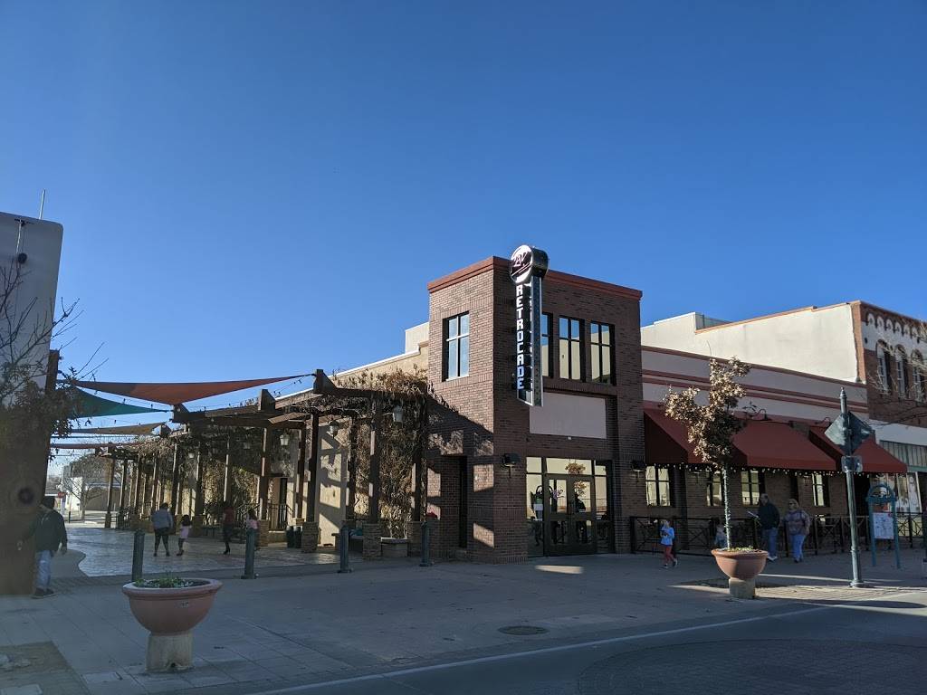 Rad Retrocade | restaurant | 201 N Main St, Las Cruces, NM 88001, USA | 5755569338 OR +1 575-556-9338