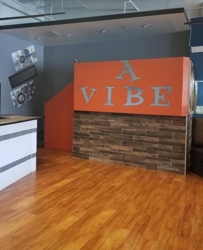 Sportz Channels | restaurant | 13053 S Ashland Ave, Calumet Park, IL 60827, USA | 3125398395 OR +1 312-539-8395