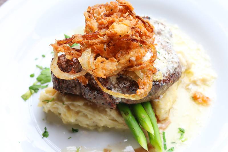 Gamlin Whiskey House | restaurant | 236 N Euclid Ave, St. Louis, MO 63108, USA | 3148759500 OR +1 314-875-9500