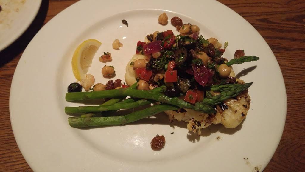 The Keg Steakhouse + Bar - Hunt Club | restaurant | 376 Hunt Club Rd, Ottawa, ON K1V 1C1, Canada | 6132480509 OR +1 613-248-0509