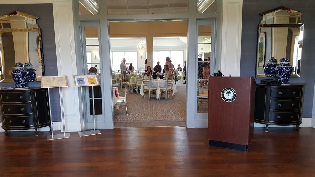 Oak Hill Country Club | restaurant | 840 Oak Hill Rd, Fitchburg, MA 01420, USA | 9783422717 OR +1 978-342-2717