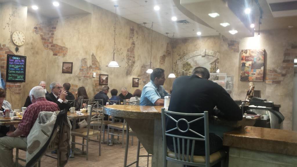 Suzie’s Grill Cafe | restaurant | 150 Ouellette Pl #120, Windsor, ON N8X 1L9, Canada | 5199690006 OR +1 519-969-0006