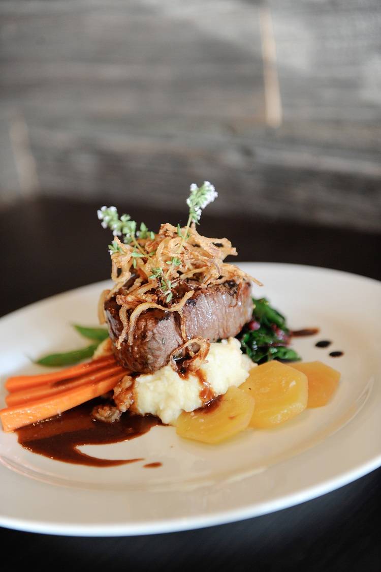 Marquee Steakhouse & Piano Lounge | restaurant | 500 Steeles Ave E #2, Milton, ON L9T 3P7, Canada | 2898785717 OR +1 289-878-5717