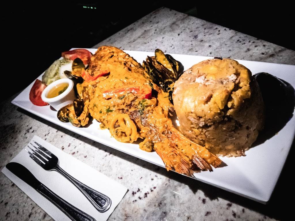 La Plasita Restaurant | restaurant | 7700 N Florida Ave, Tampa, FL 33604, USA | 8132310311 OR +1 813-231-0311