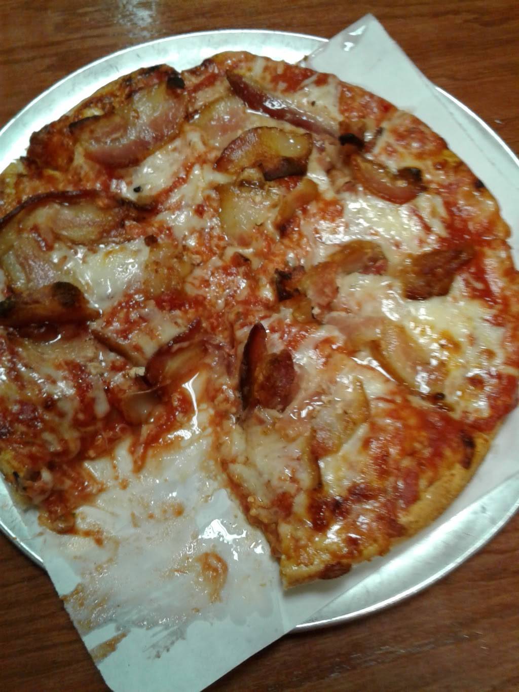 Triple AAA Pizza Restaurant | restaurant | 339 Whalley Ave, New Haven, CT 06511, USA | 2035622521 OR +1 203-562-2521